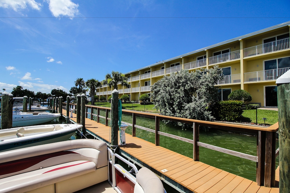 Treasure Bay Hotel and Marina 6/63