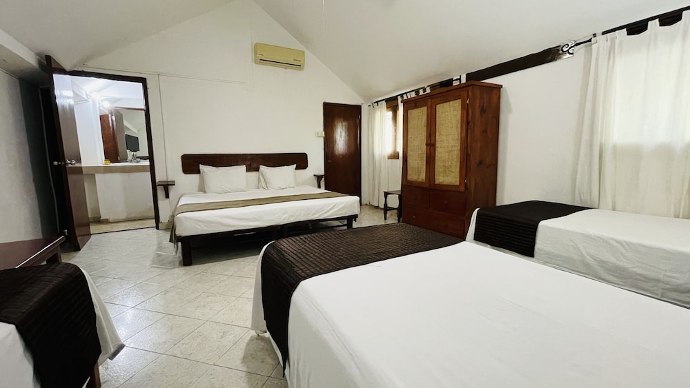 HOTEL PLAYA DEL KARMA 10/54