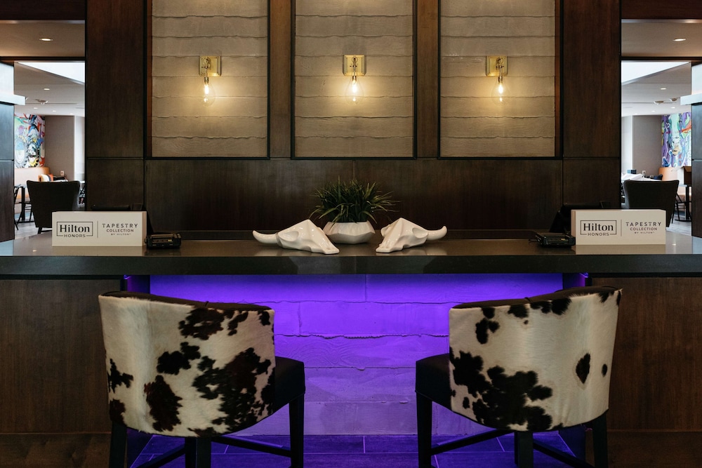 Revel Hotel Des Moines Urbandale, Tapestry Collection by Hilton 37/63
