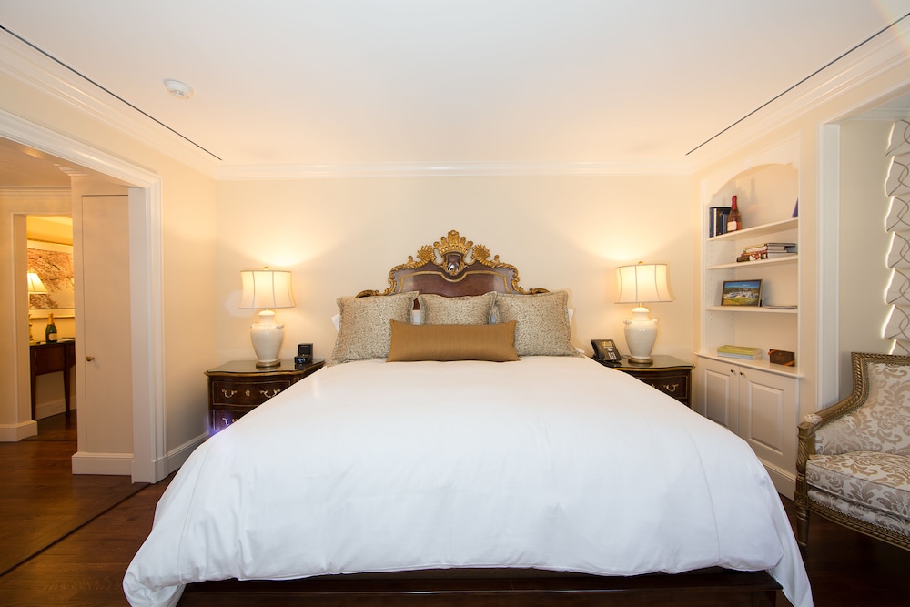 Estate, Deluxe, King Bed