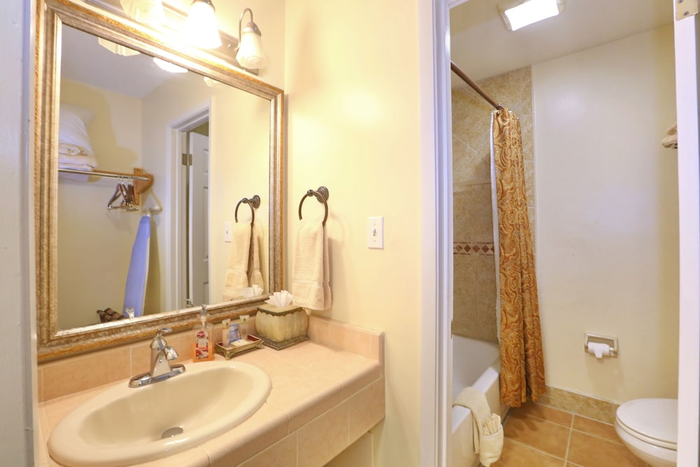La Fiesta Ocean Inn And Suites 47/50