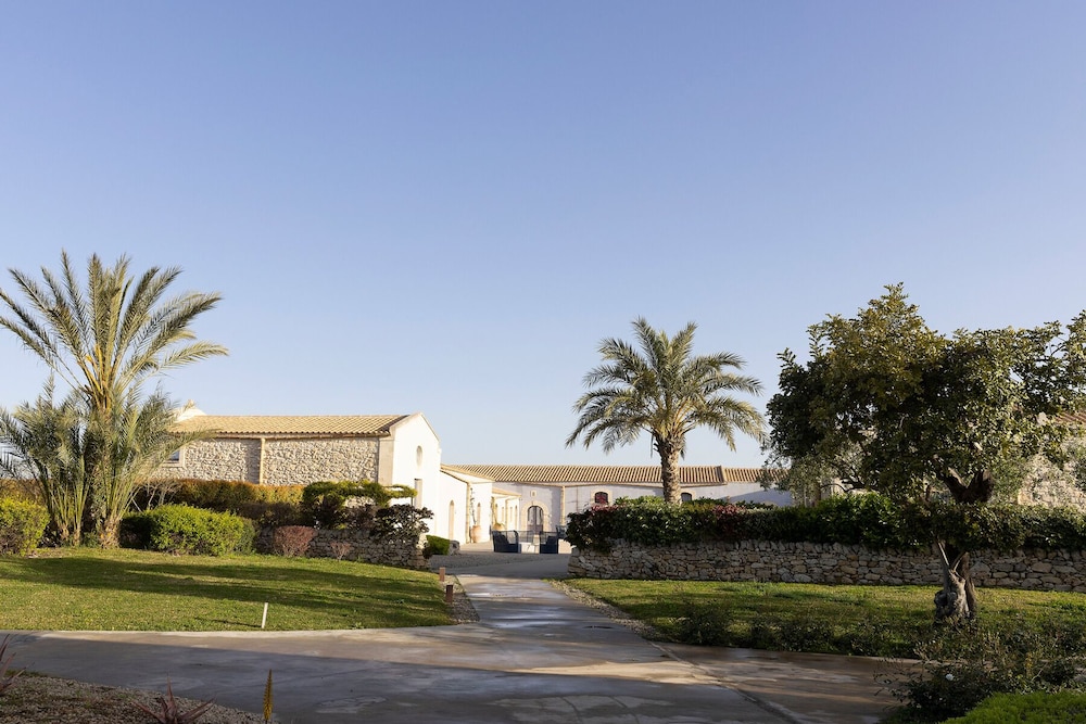 Masseria del Carrubo 2/50