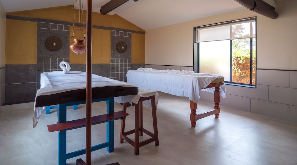 Nanu Beach Resort and Spa 13/50
