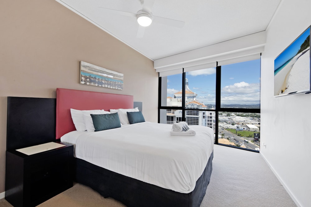 Mantra Sierra Grand Broadbeach 26/73