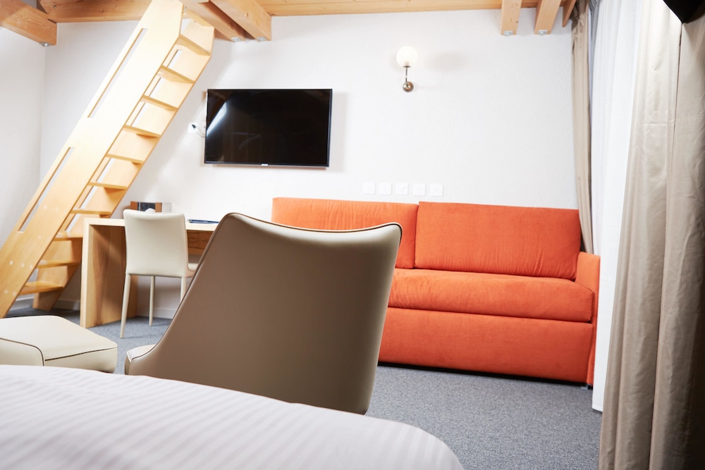 HOTEL CAPRICE 47/55