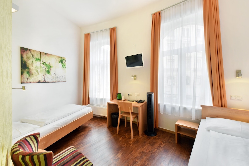 Hotel Mocca 38/47