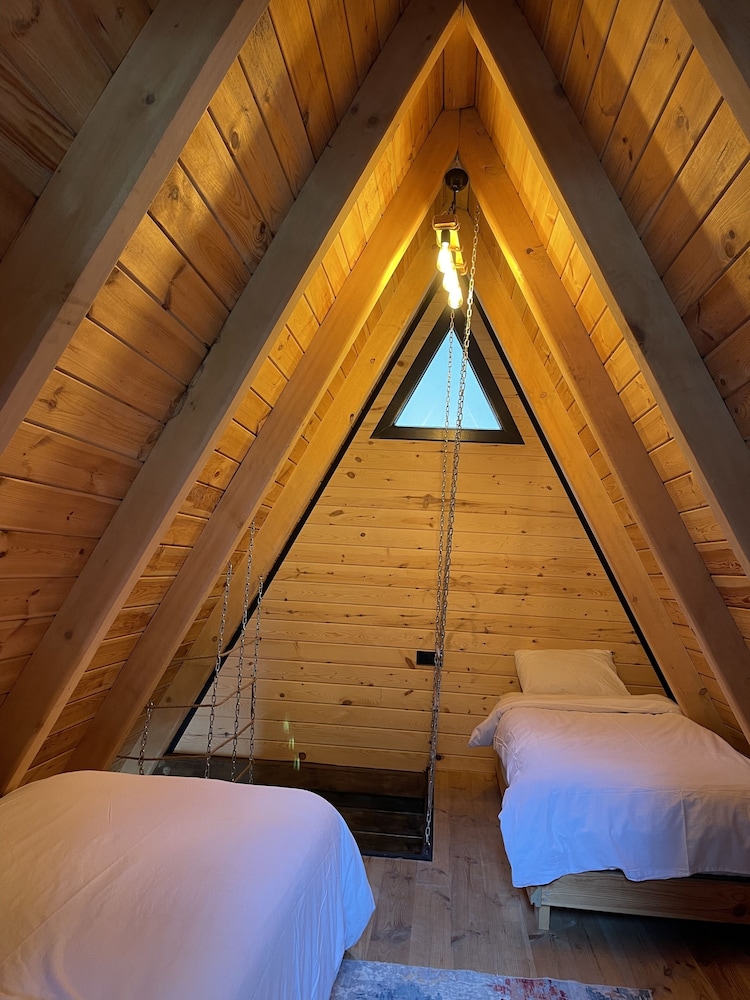 Tanura Bungalows 14/50