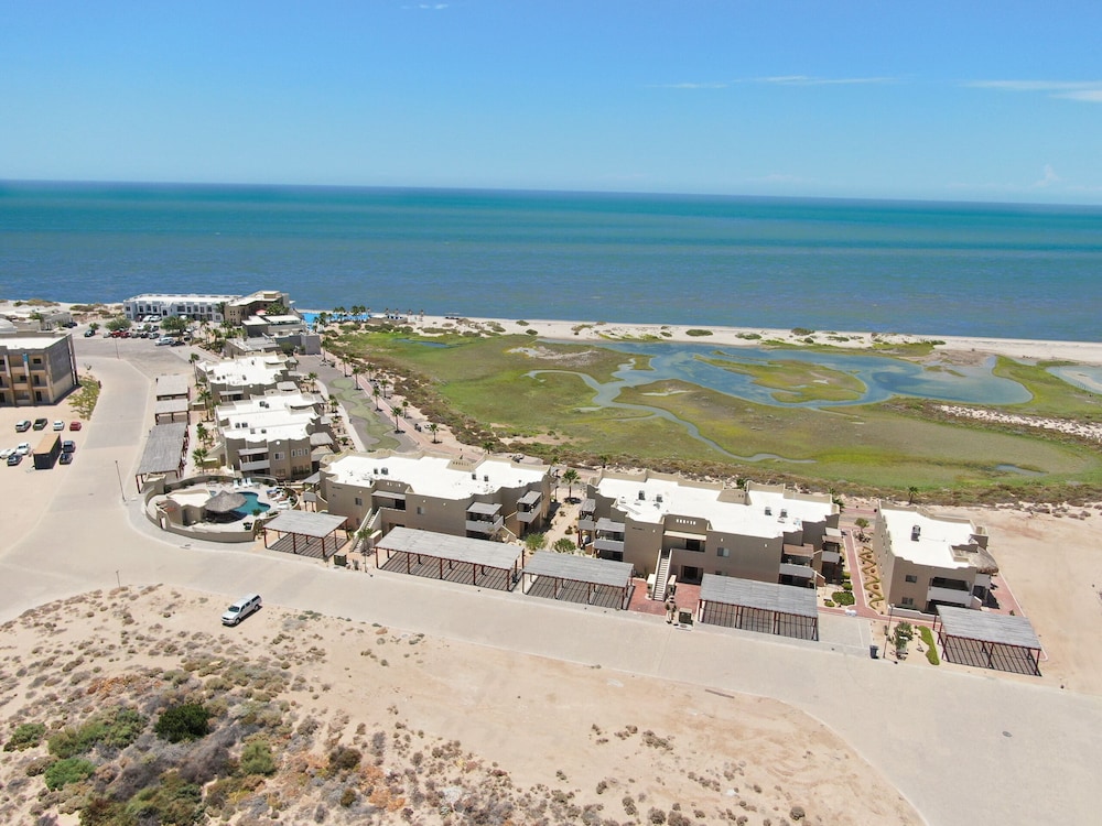 Laguna Shores Resort 44/49