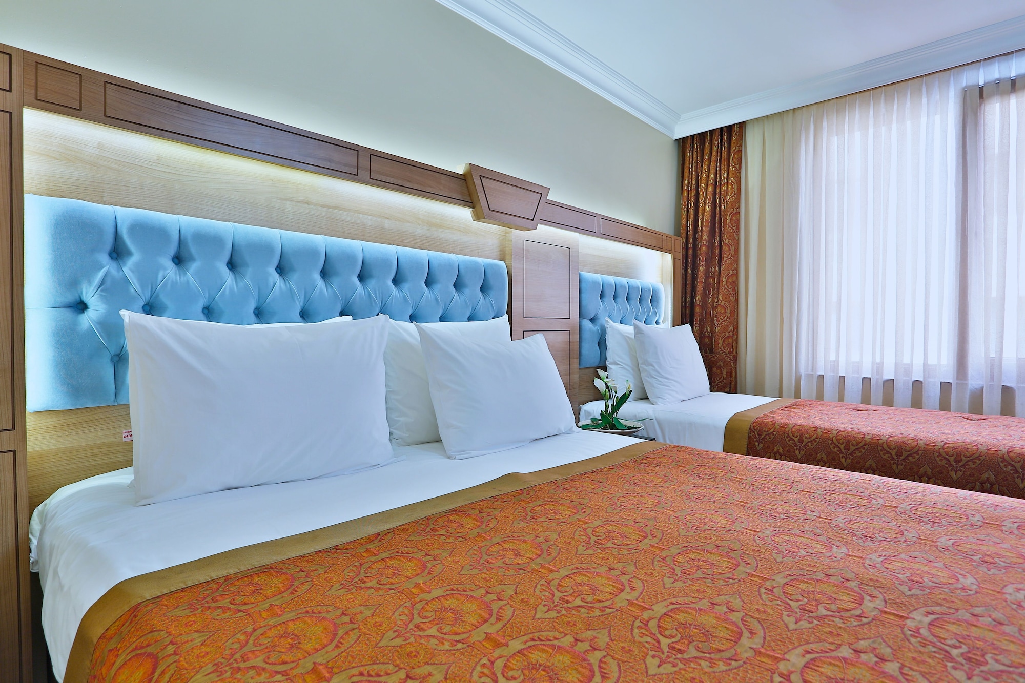 ROOM, TRIPLE