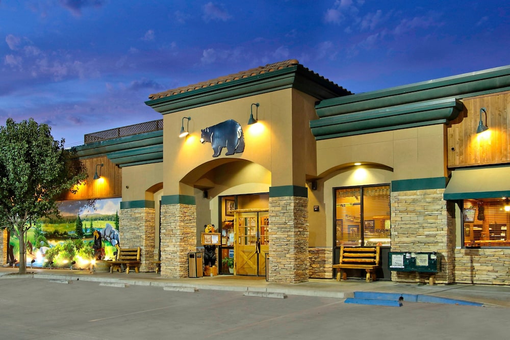 SpringHill Suites by Marriott Madera 3/41