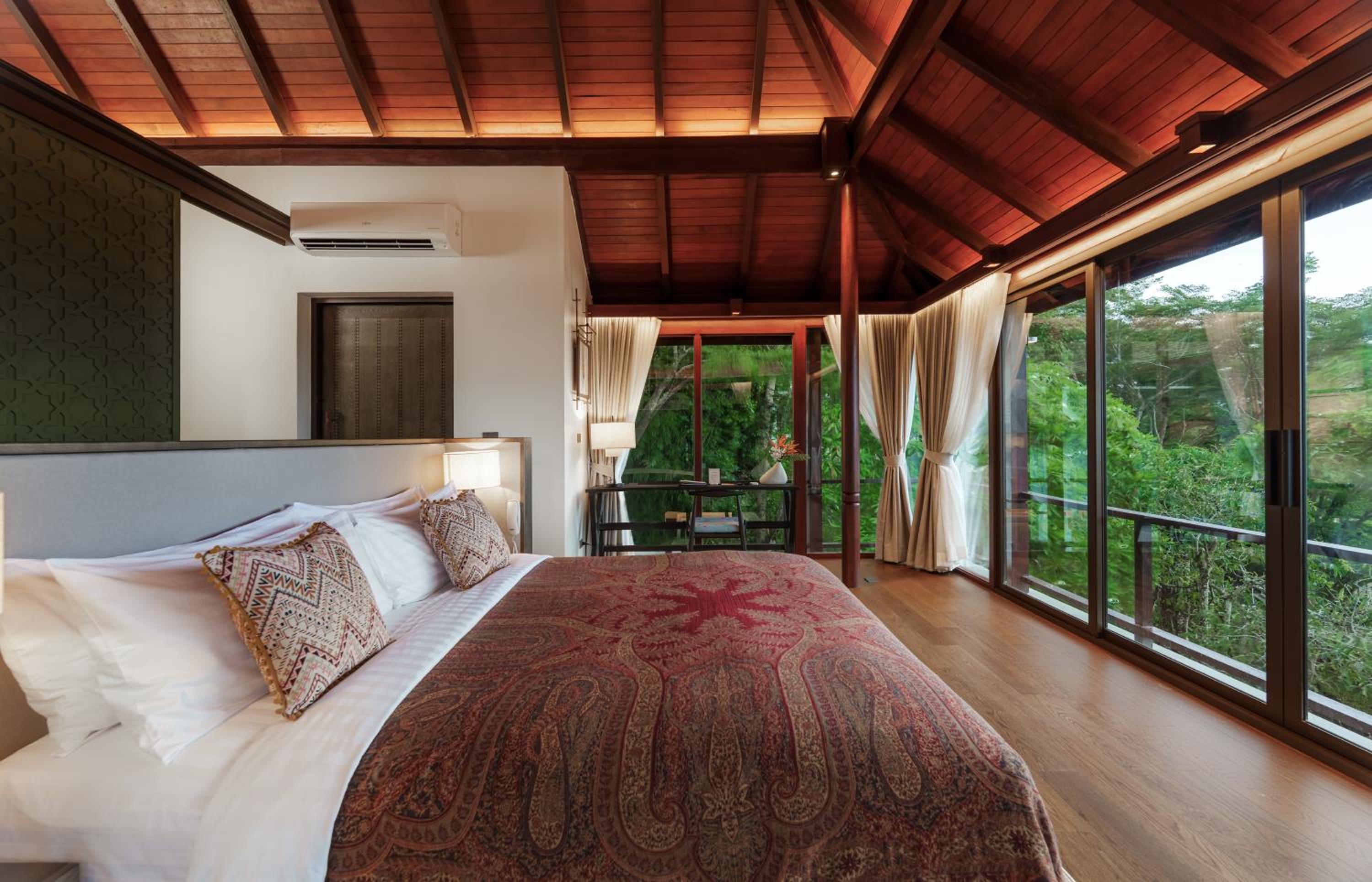 Waterfall, 2 Bedrooms, Pool, Premium, Villa