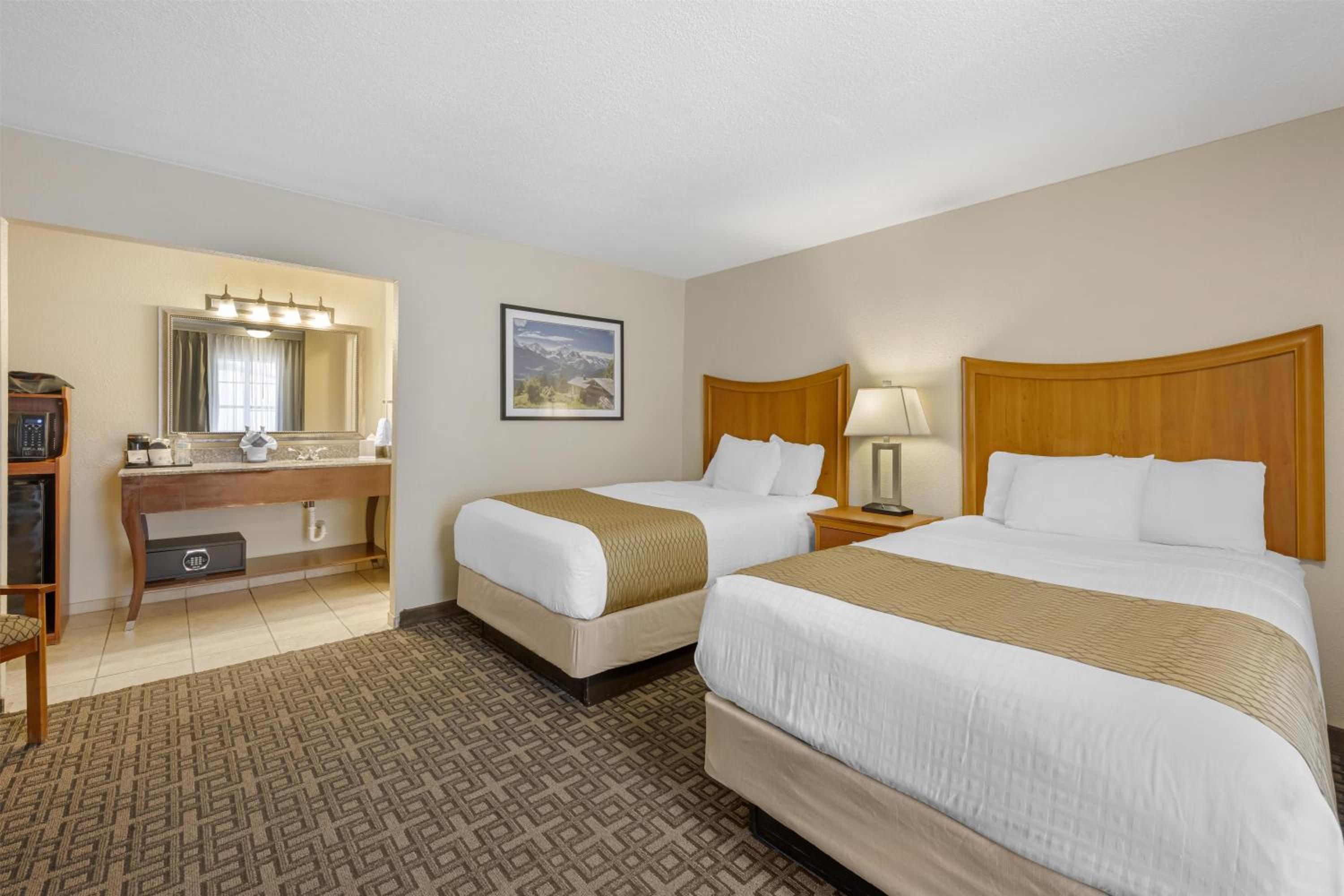Deluxe, 2 Double Beds
