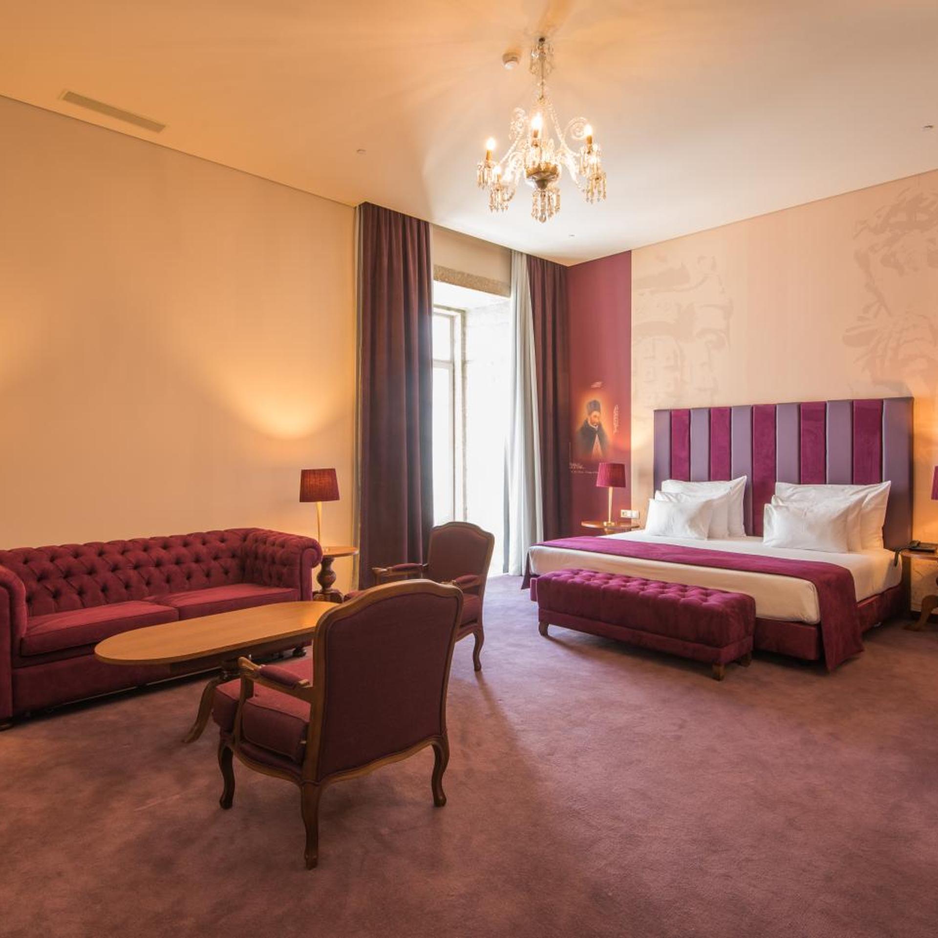 Palace, Suite, Sofa، Vila Gale Collection Braga 2/10