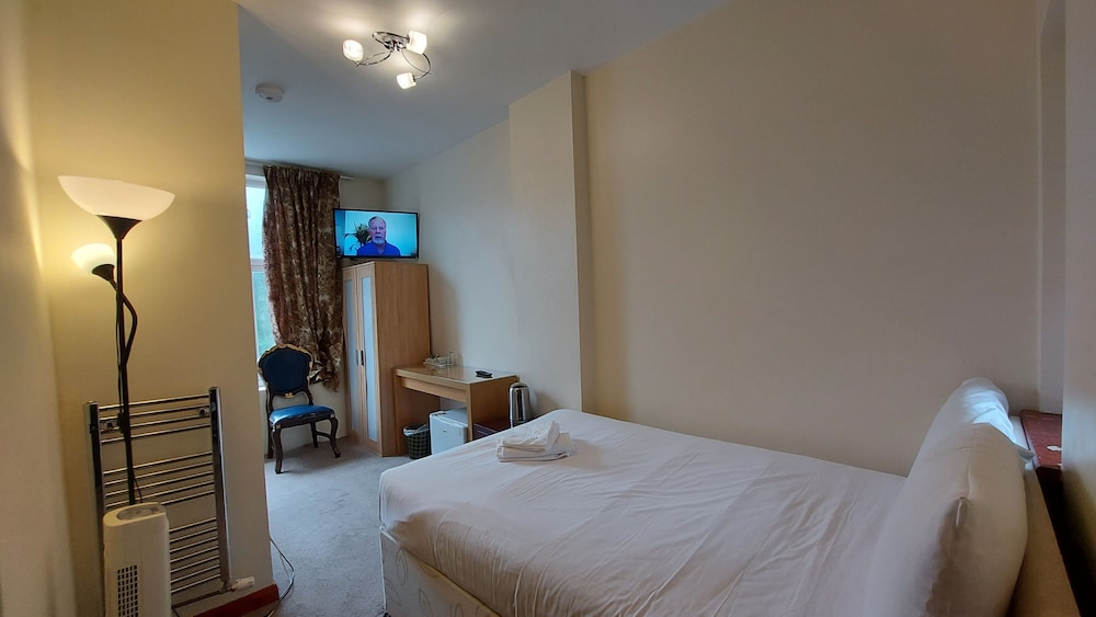 London Star Hotel 16/67