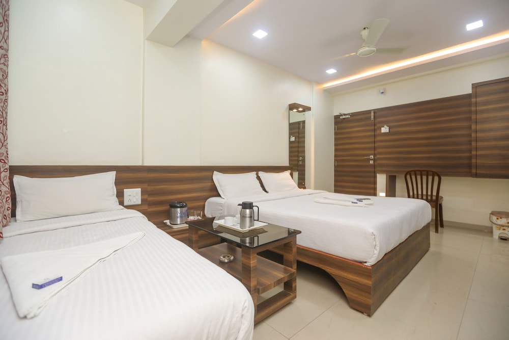 Hotel Midtown Andheri 19/34