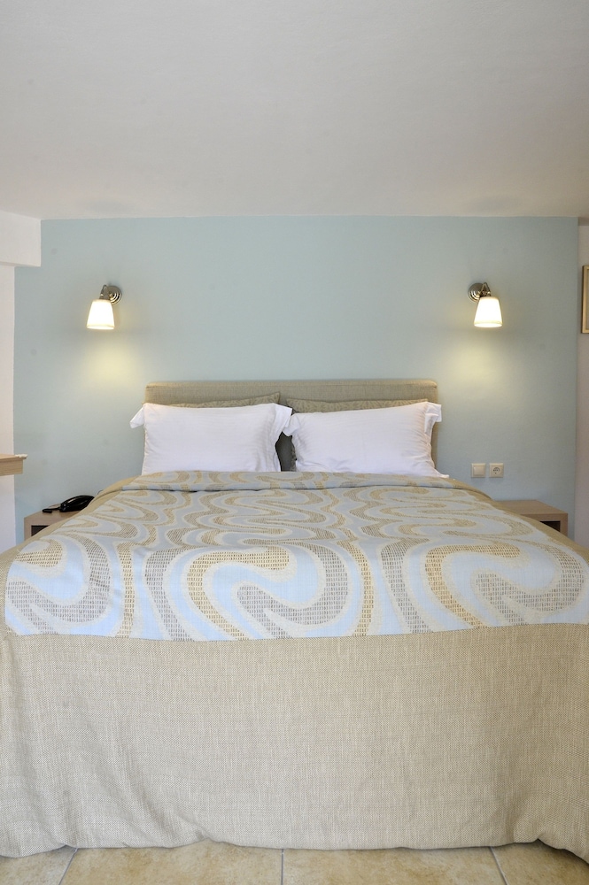 Forest Suites Boutique Hotel 26/79