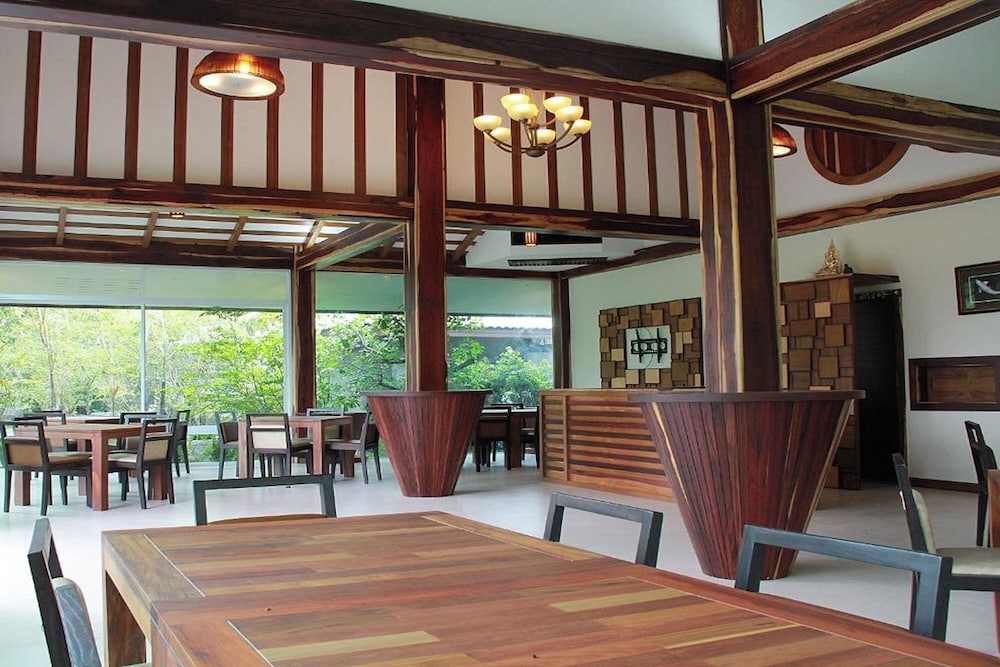 Taman Spa Resort 56/70