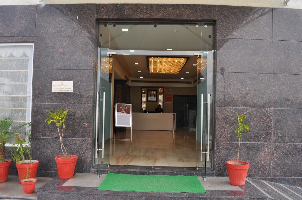 Hotel The Royal Bharti 5/38