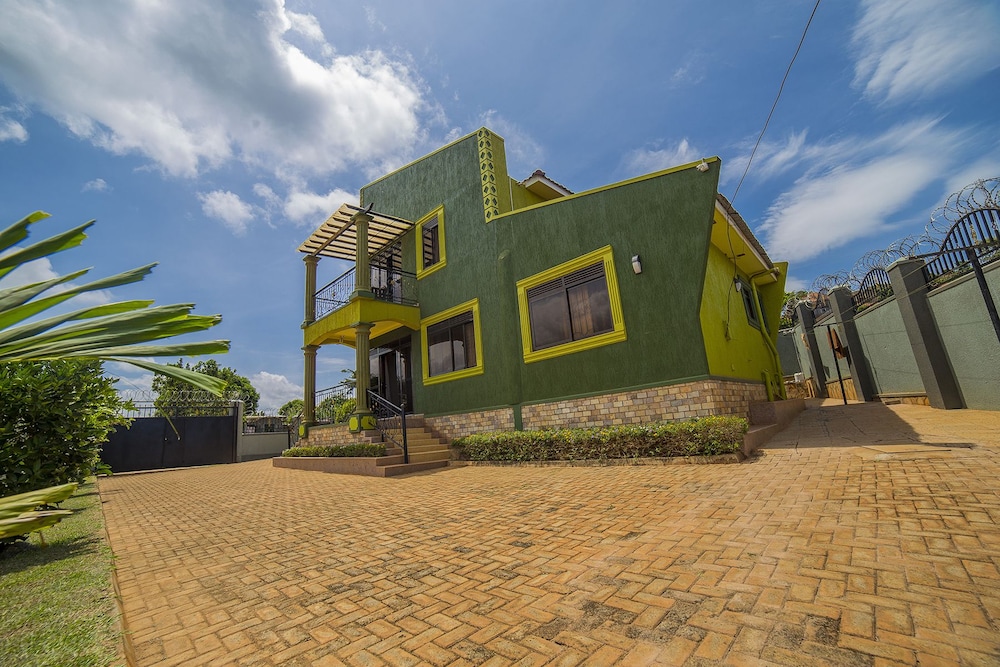 Greens Guest Homes 42/48