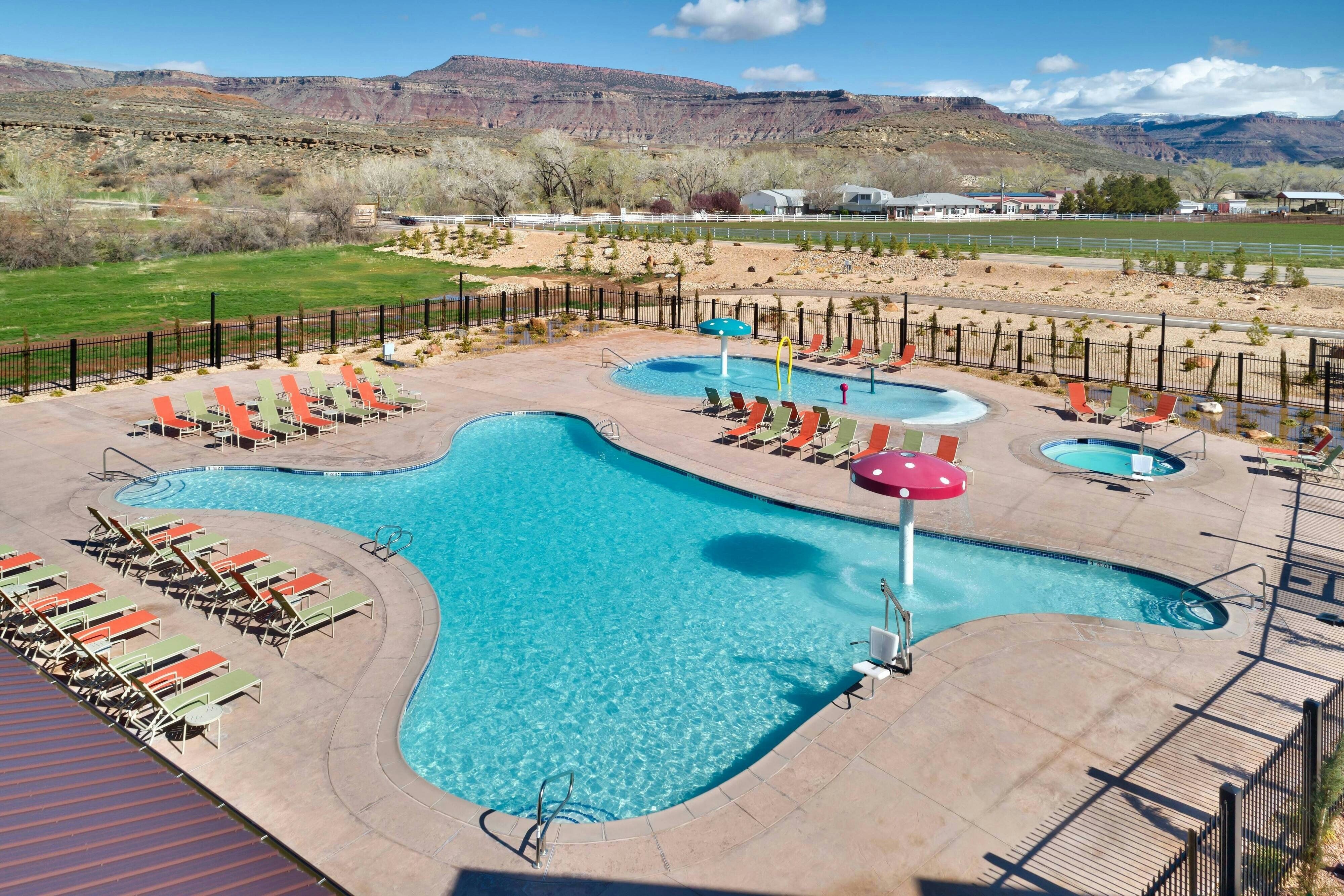 Fairfield Inn & Suites By Marriott Virgin Zion National Park 19/25