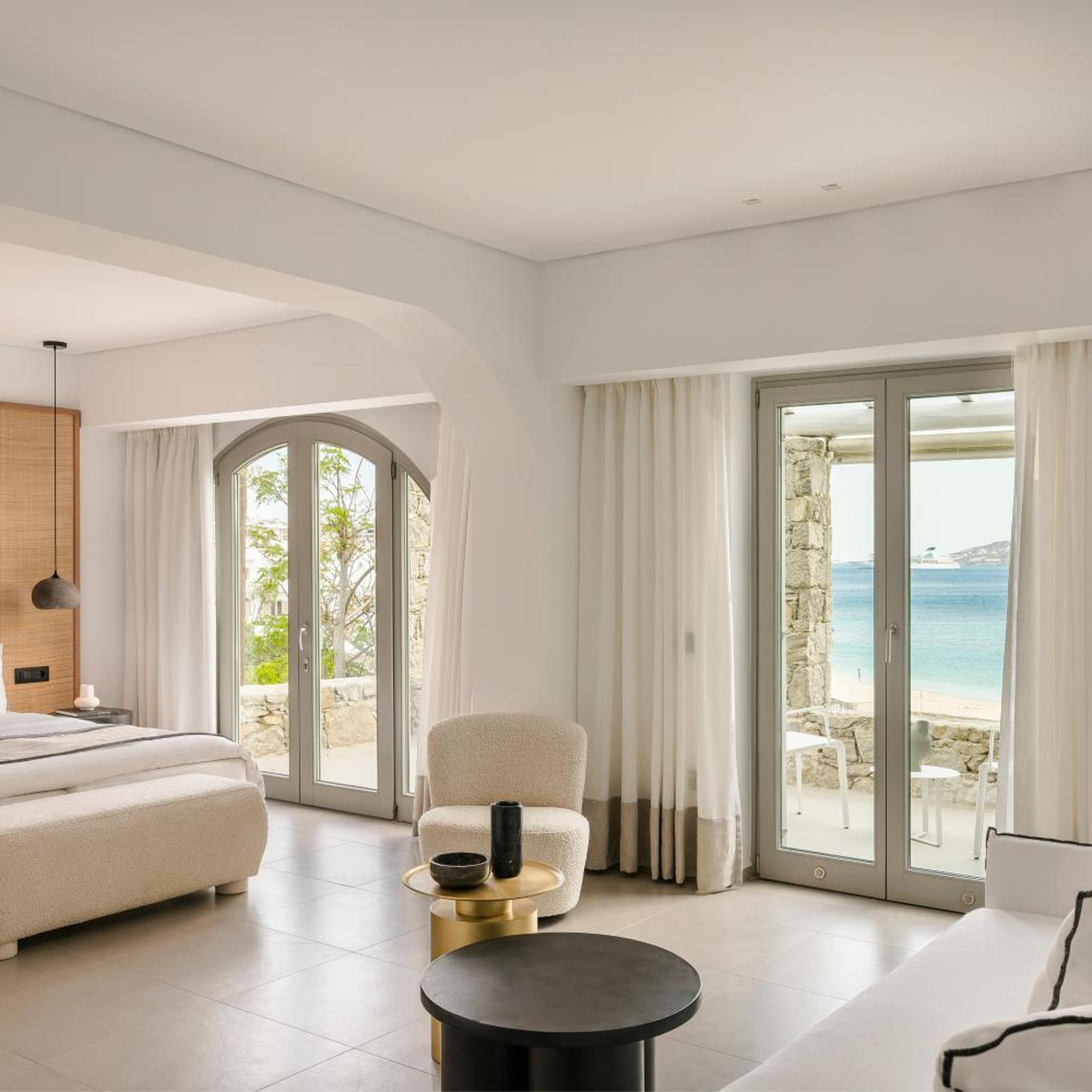 SUPERIOR, SUITE, SEA VIEW