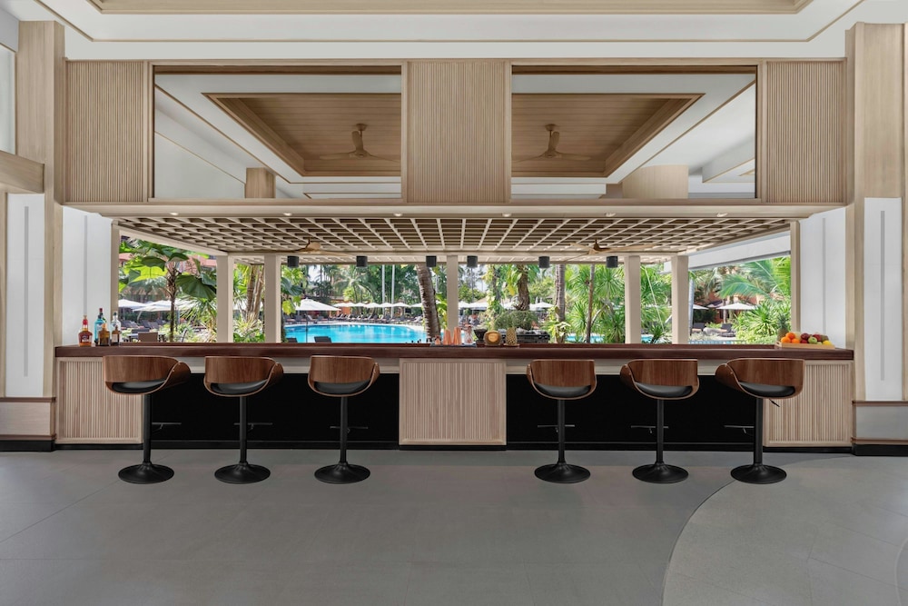 Courtyard by Marriot Phuket Patong Beach 16/65