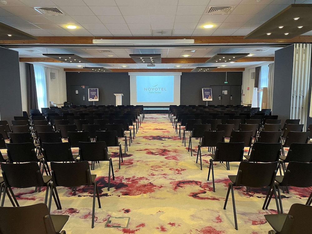 Novotel Paris Saclay 63/74