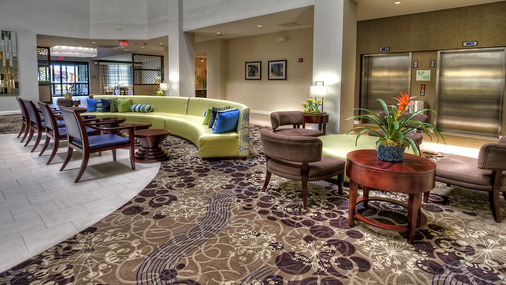Holiday Inn Hotel And Suites Tupelo North 25/55