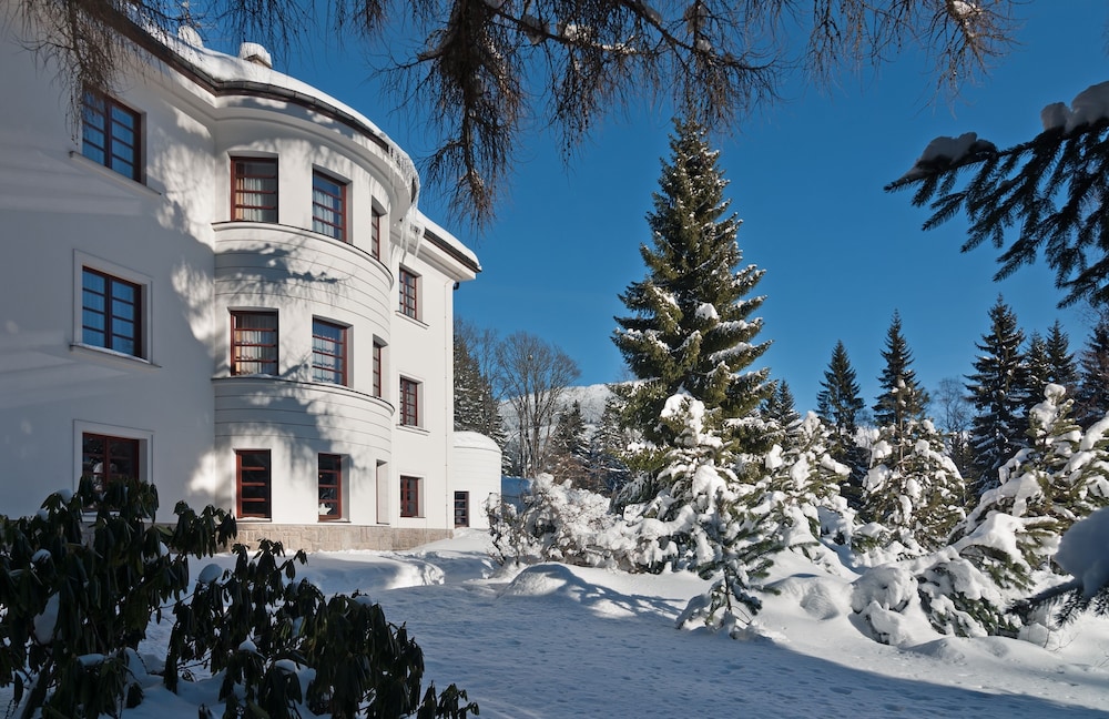 Hotel Bedriska Wellness Resort And Spa 76/80