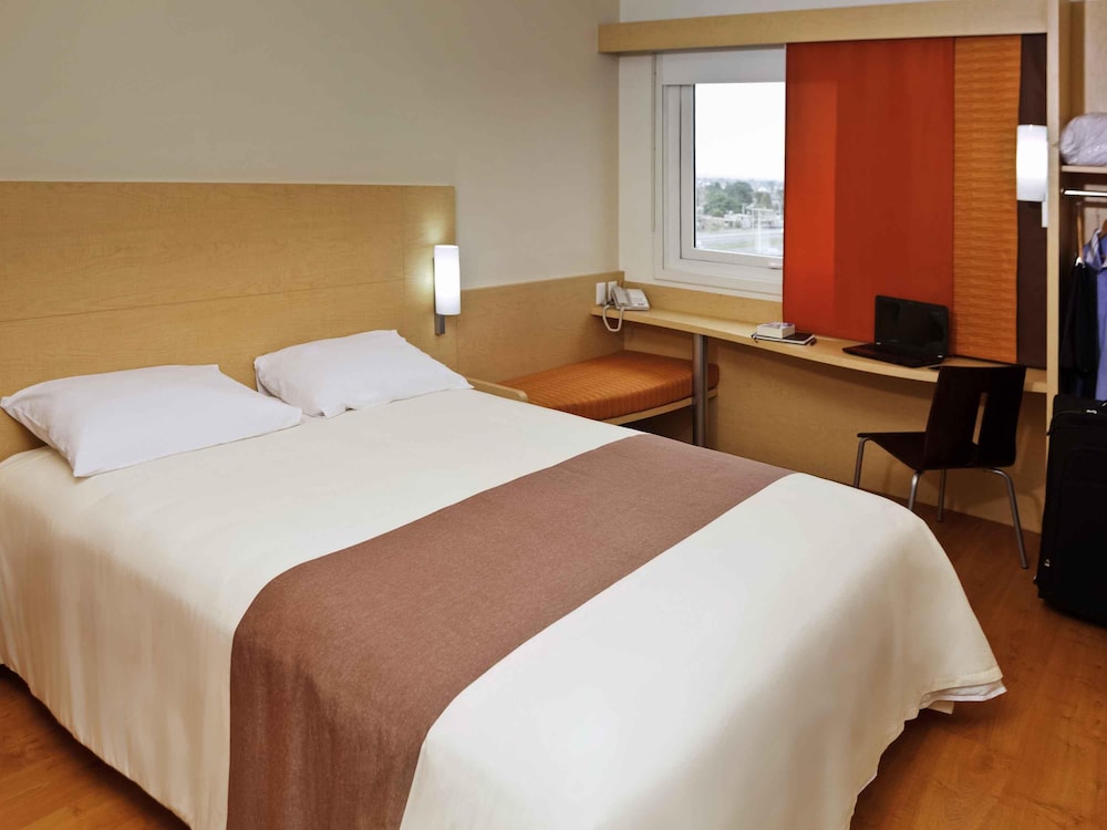Ibis San Luis Potosi 13/39