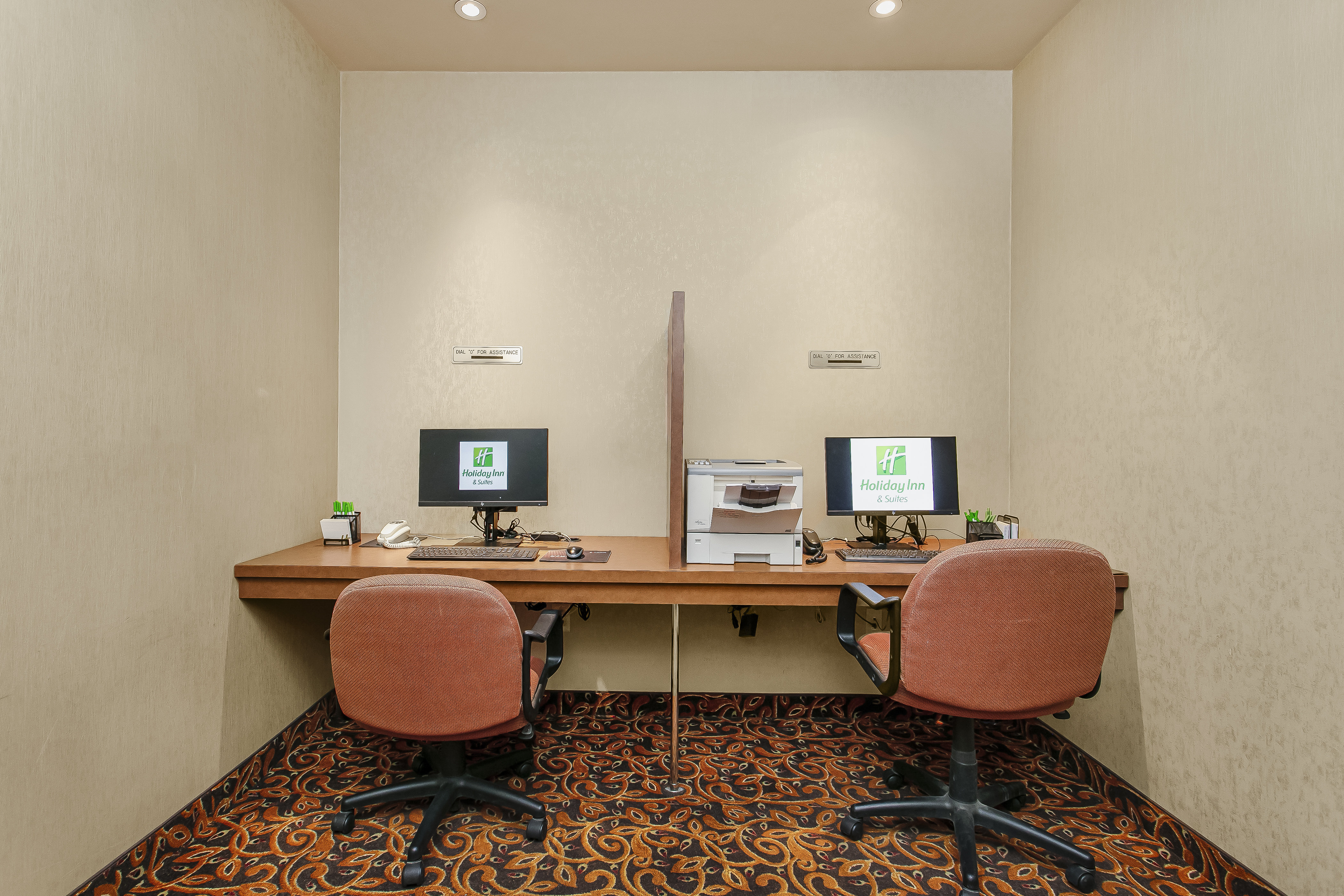 Holiday Inn Hotel Suites Lloydminster 58/65