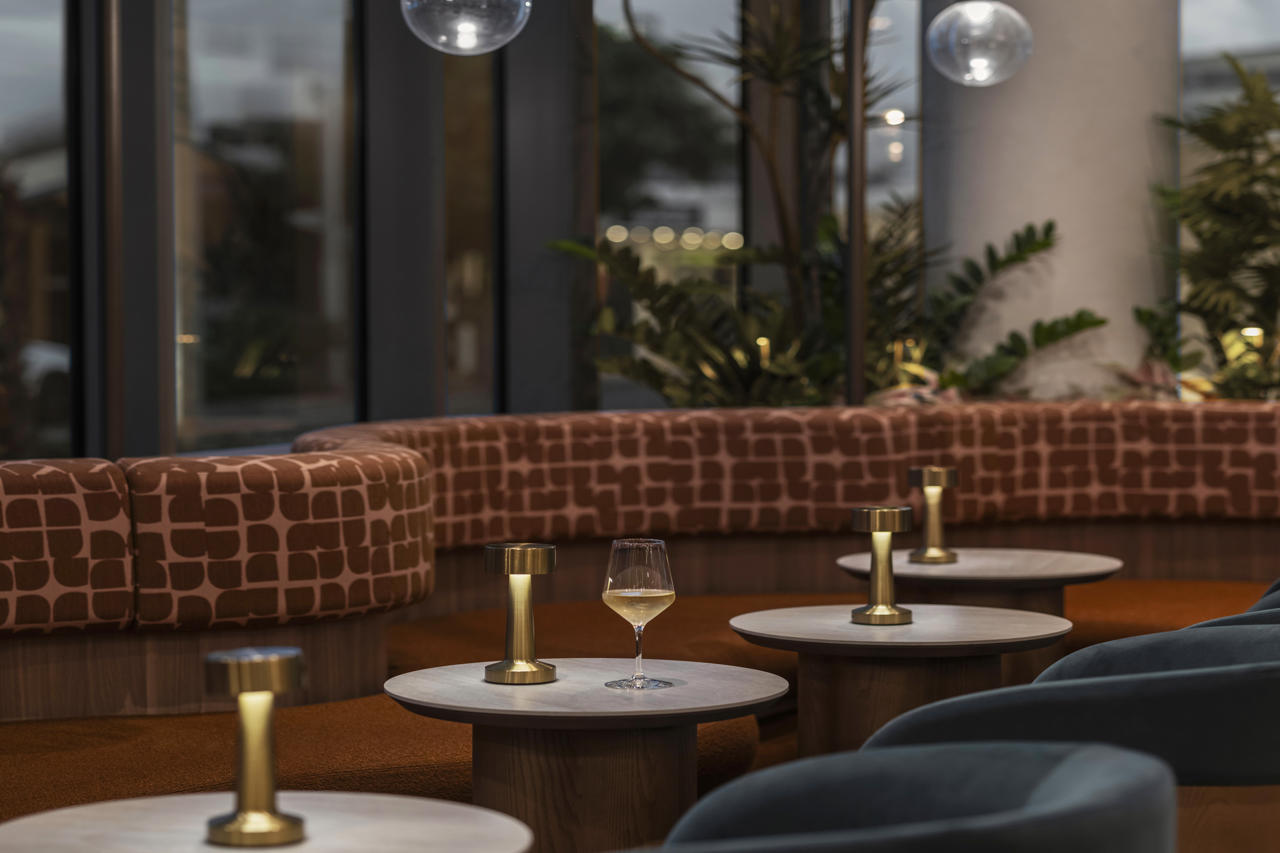 Avani Mooloolaba Beach Hotel 102/116
