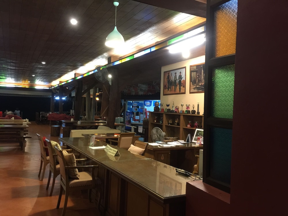 PECHMANEEKAN BEACH RESORT 54/71
