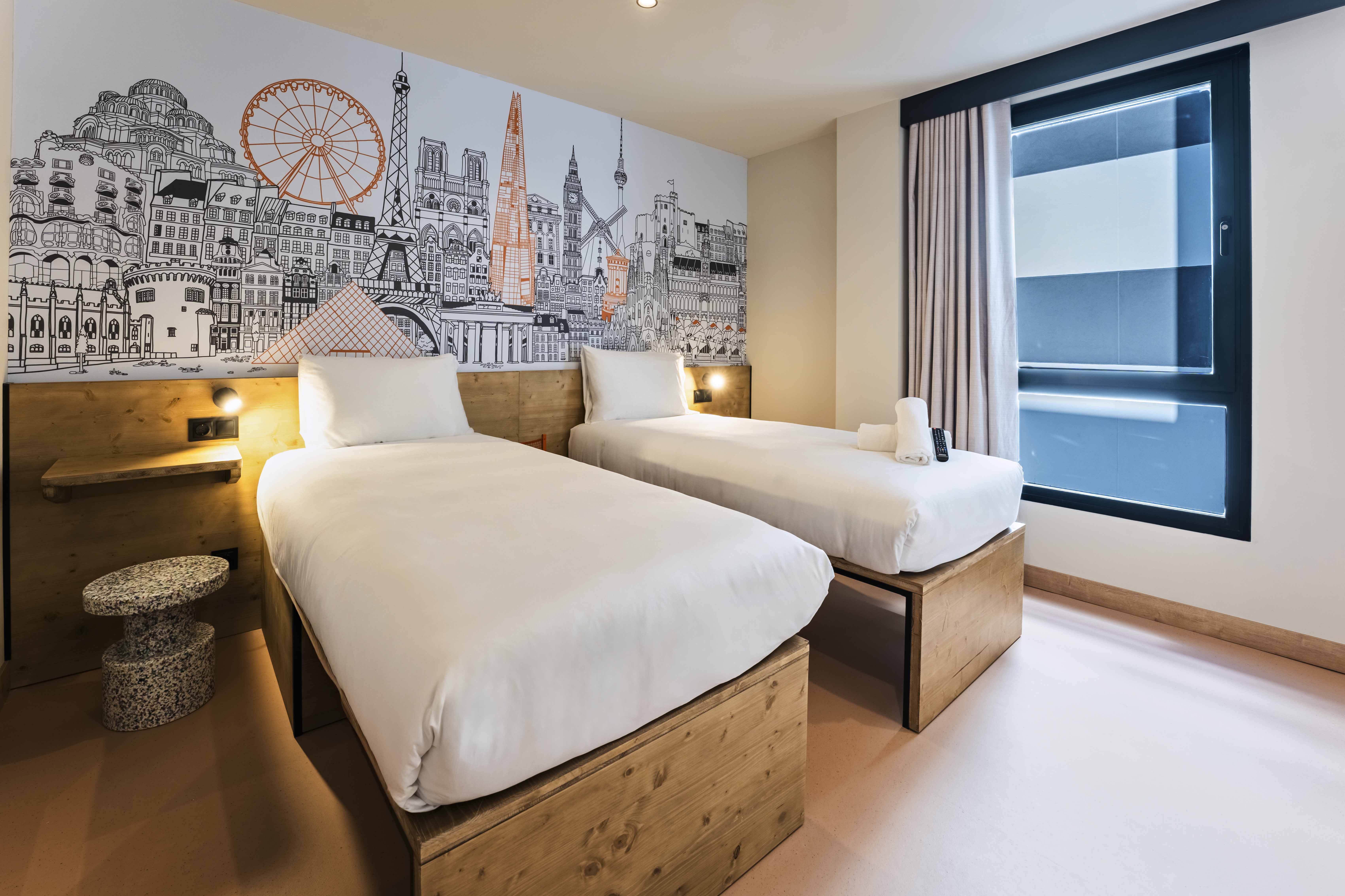 Twin, easyHotel Madrid Alcala 4/9