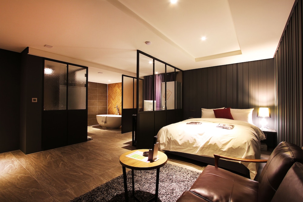 SR Design Hotel 21/60