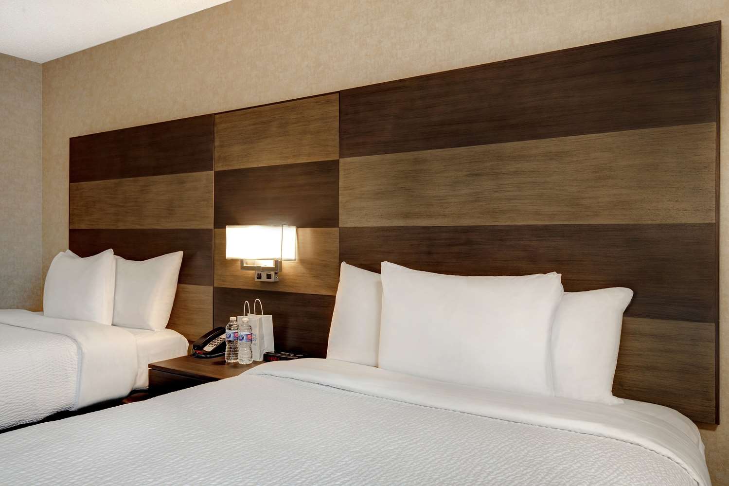 Days Inn by Wyndham Calgary South 21/52