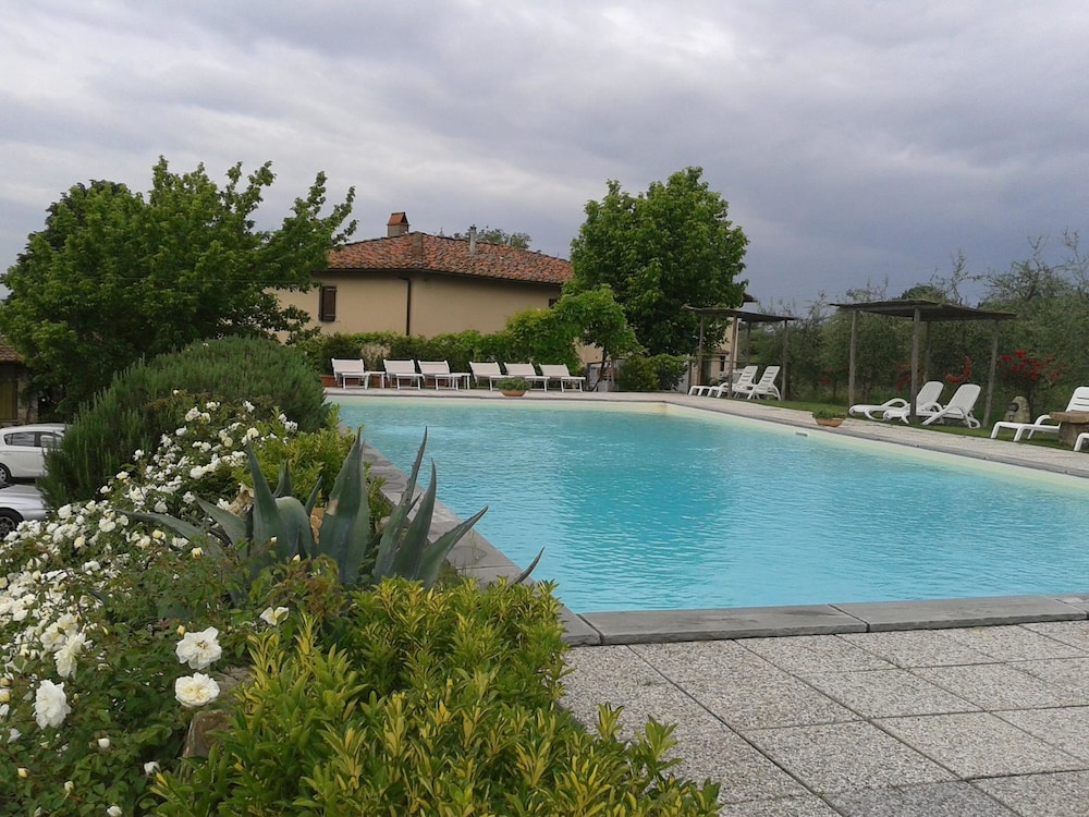 Fattoria Di Poggiopiano 2/50