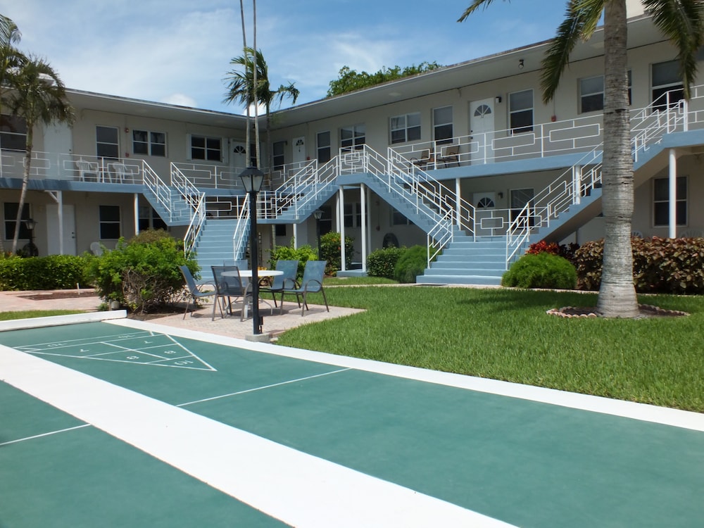 Holiday Isle Yacht Club 37/76