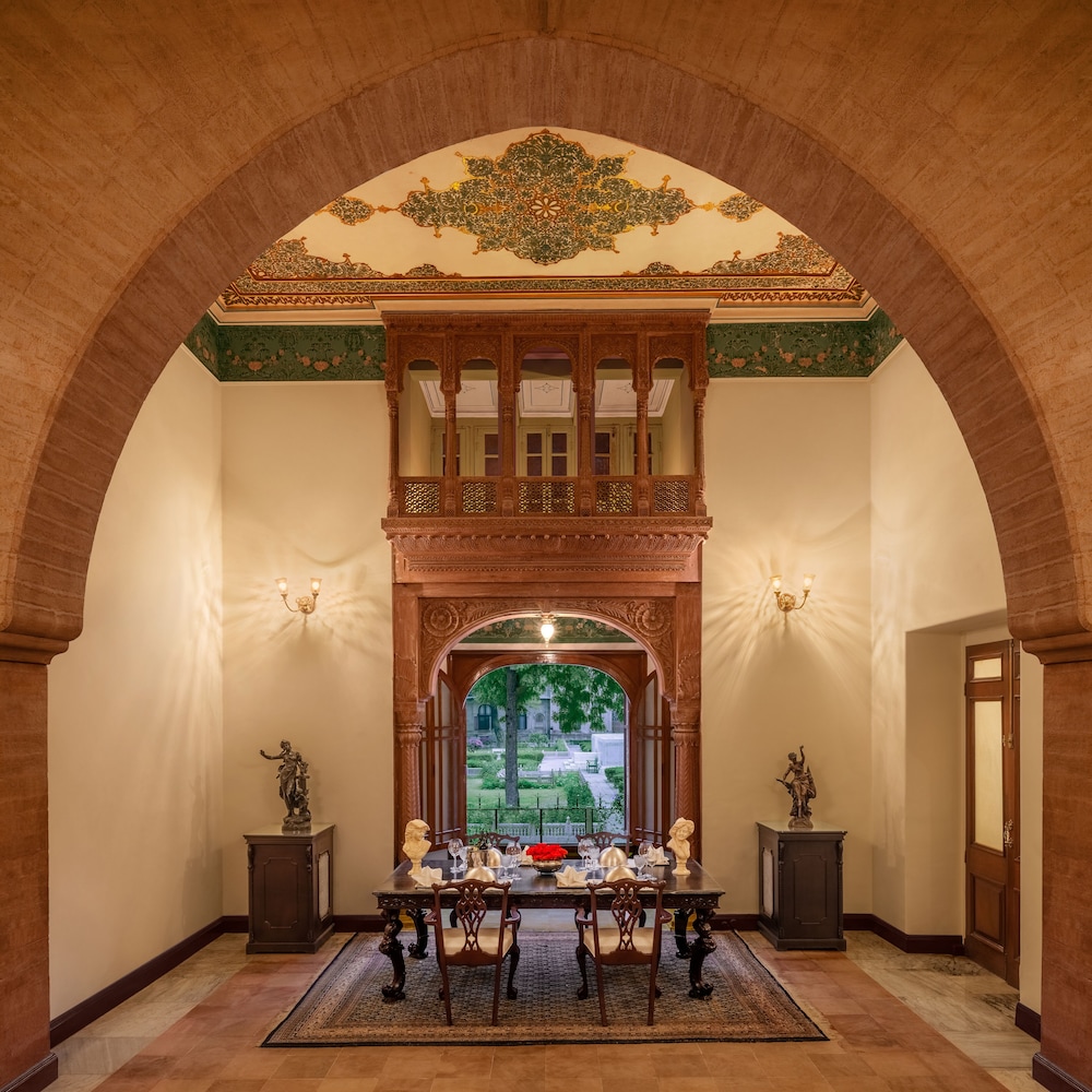 Laxmi Niwas Palace 33/65