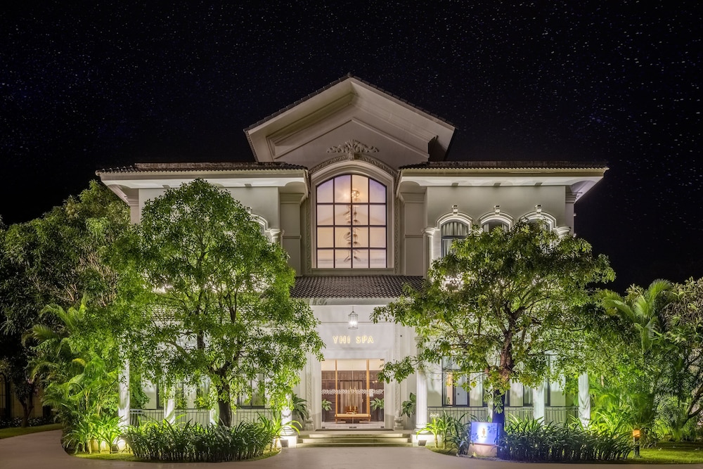 Melia Vinpearl Cam Ranh Beach Resort 8/74