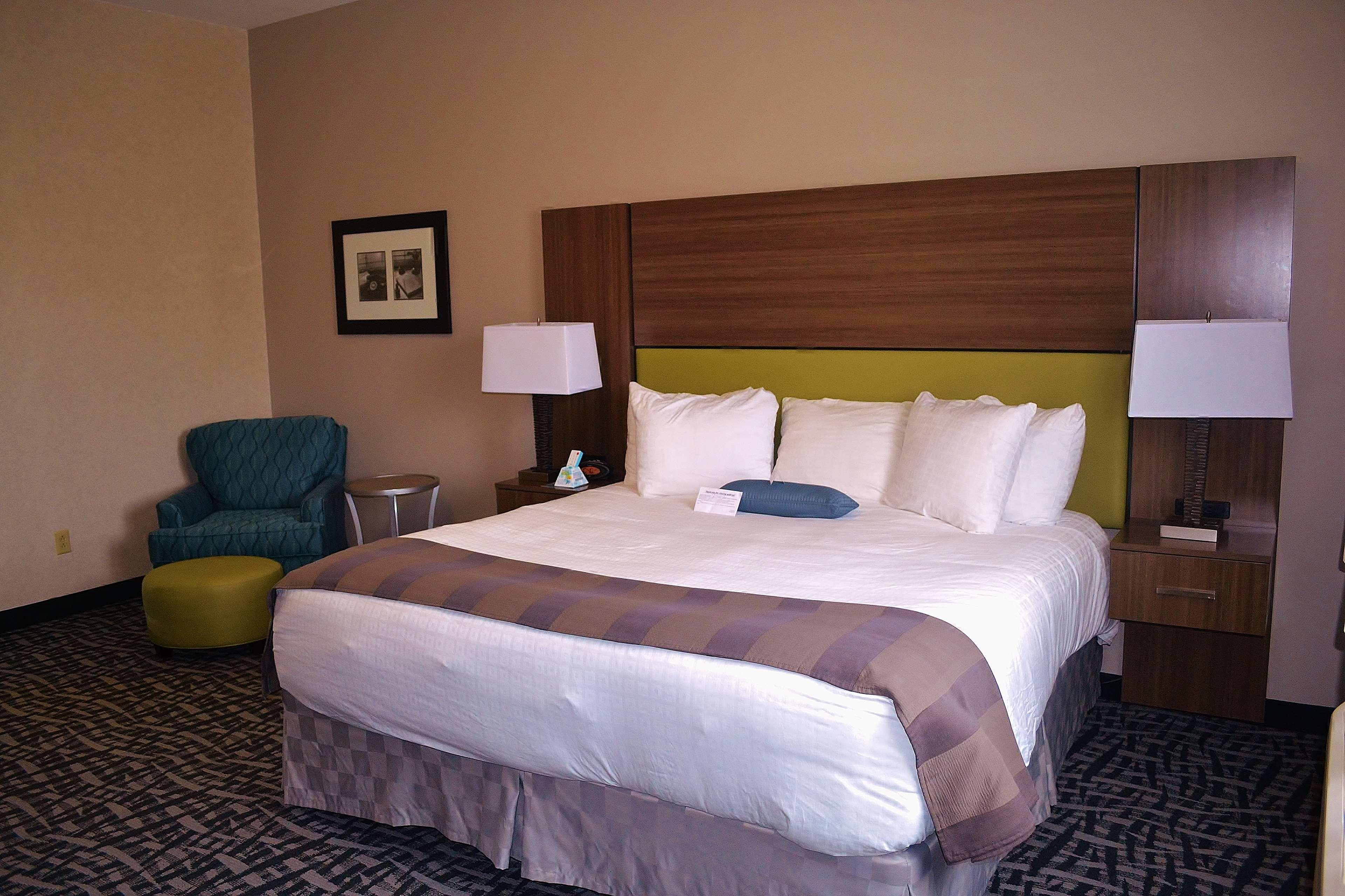 غرفة بسرير كينج لذوي الإعاقة، Best Western Dubois Hotel 2/5