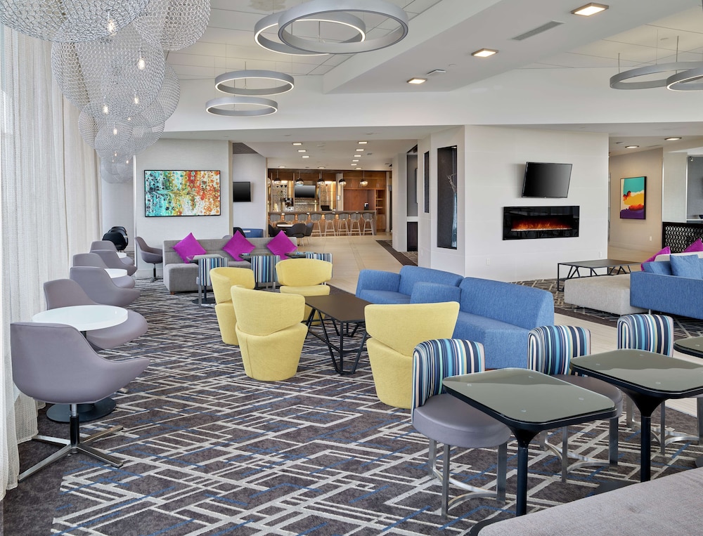DoubleTree by Hilton Edmonton Downtown 28/50