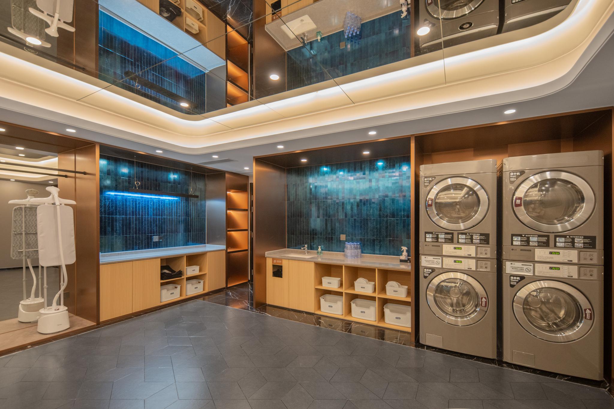 6698 Crystal Hotel (Hangzhou Sijiqing) 11/53