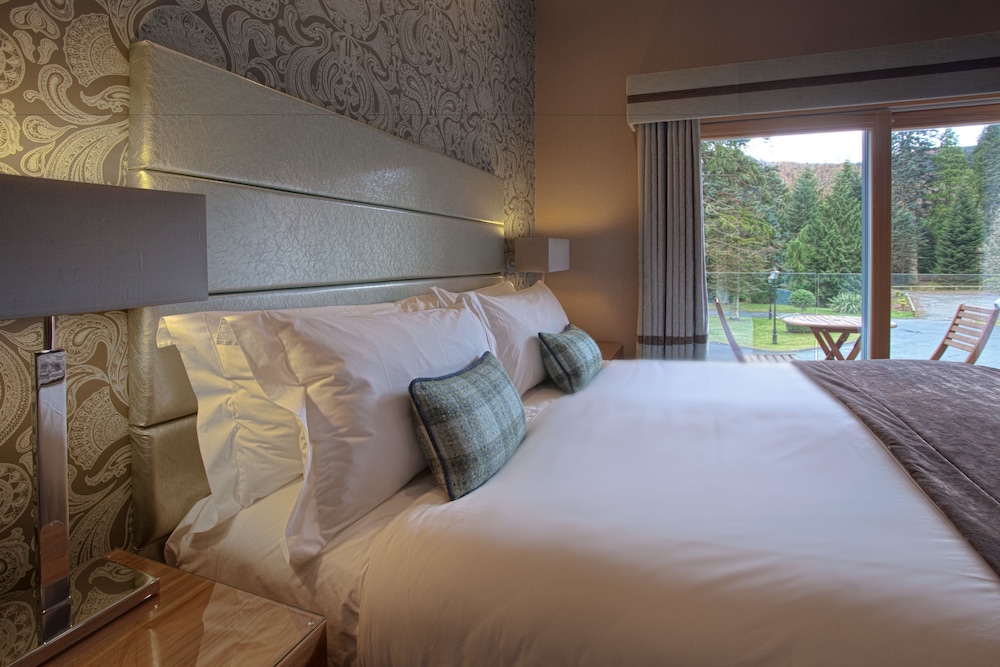 Lodge, King Bed, Loch Side