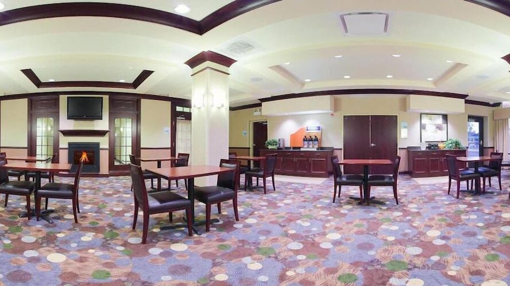 Holiday Inn Express Hotel And Suites Chicago Arpt Area West Ohare 35/46