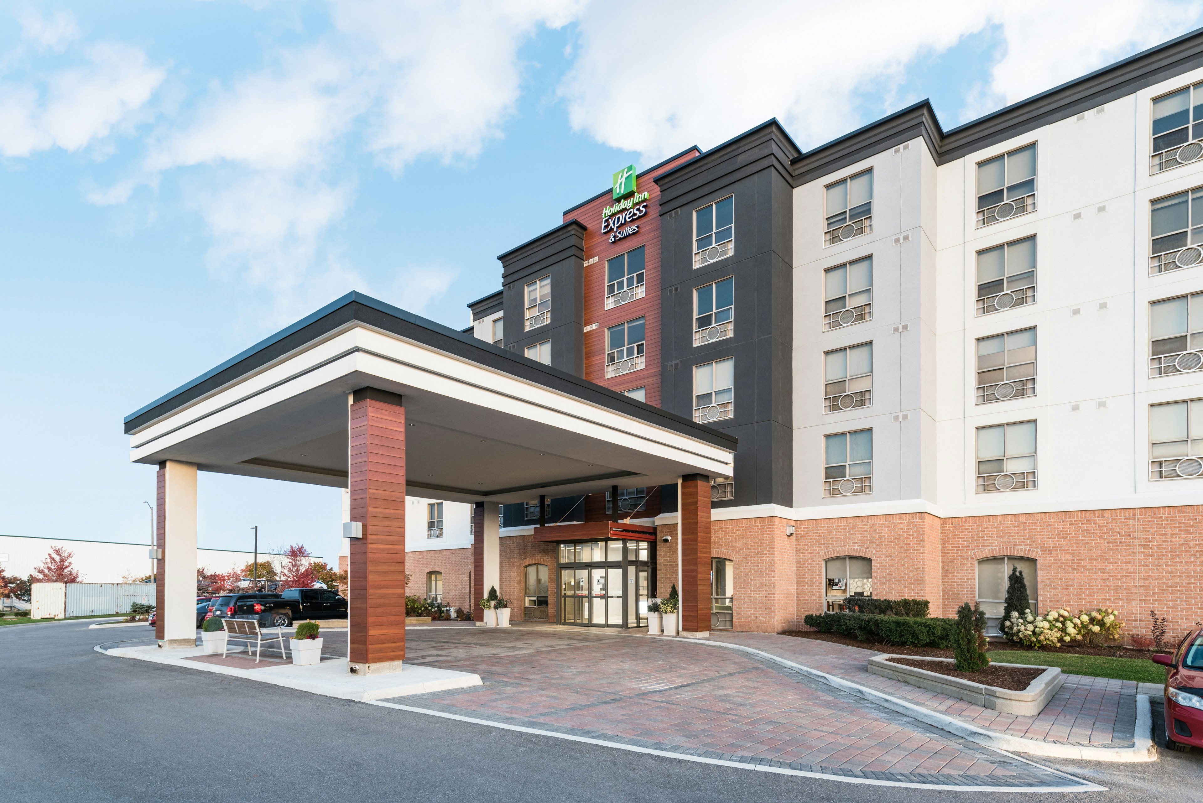 Holiday Inn Express Milton 52/57