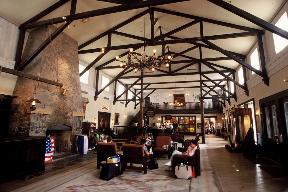 Disney S Hotel Cheyenne 27/46