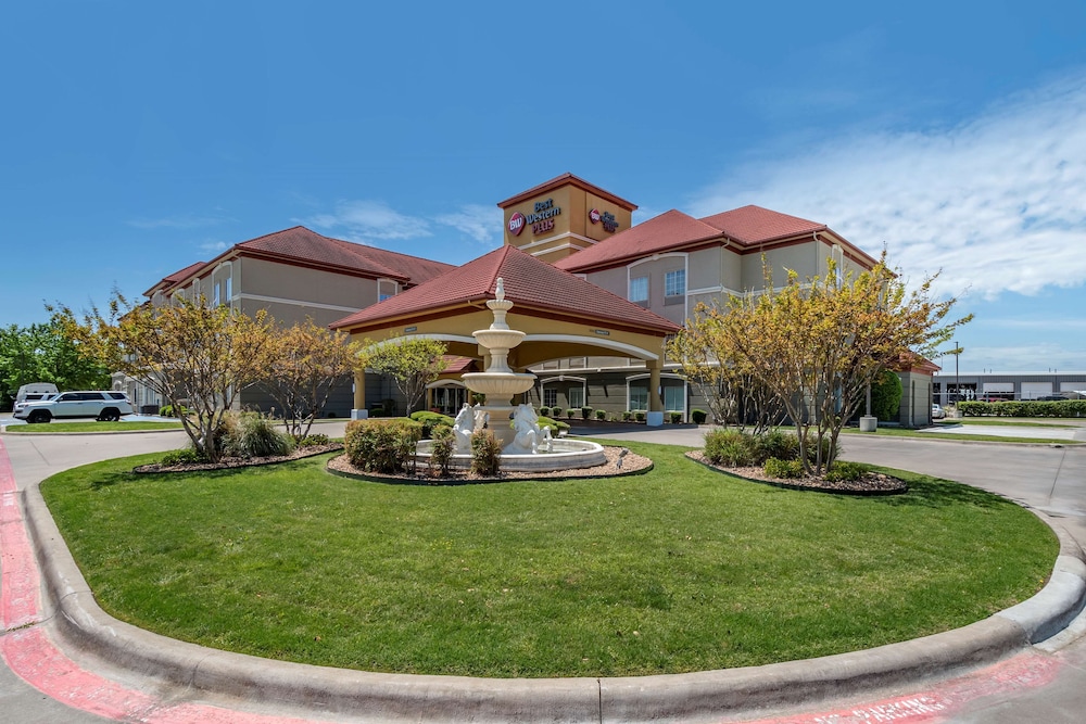 Best Western Plus Monica Royale Inn & Suites 1/31