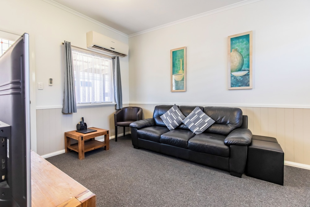 Esperance Bay Holiday Park 18/50