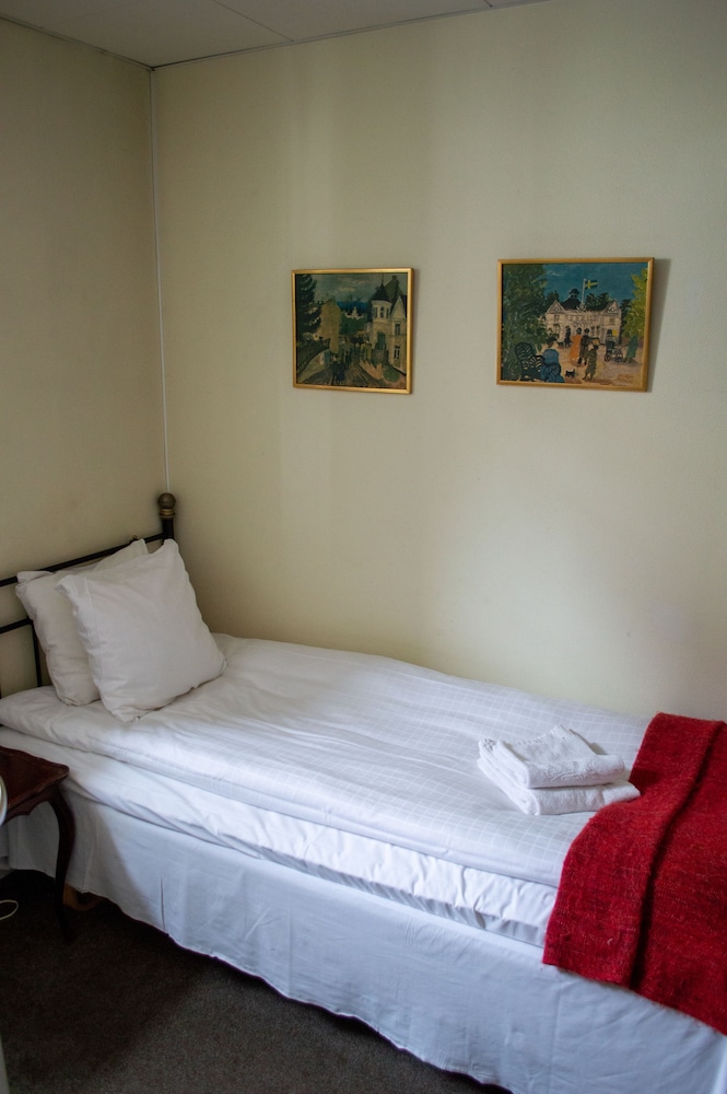 Hotell Bla Blom 11/50